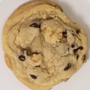 California Shop Small Chocolate Chips with Walnuts