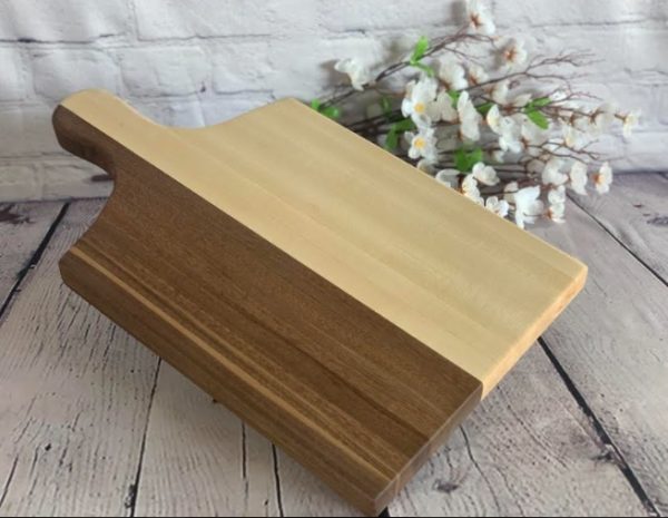 Product Image and Link for Walnut and Maple Chopping Board – Customized Engraving Available