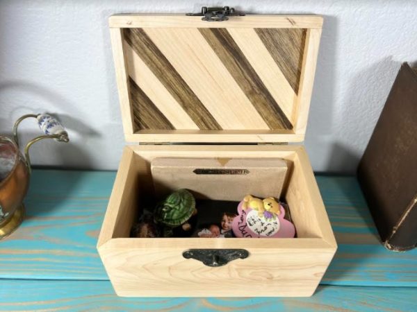 California Shop Small Keepsake Memory Box – Free Customization