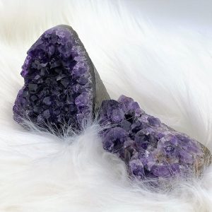 Product Image and Link for Amethyst Clusters