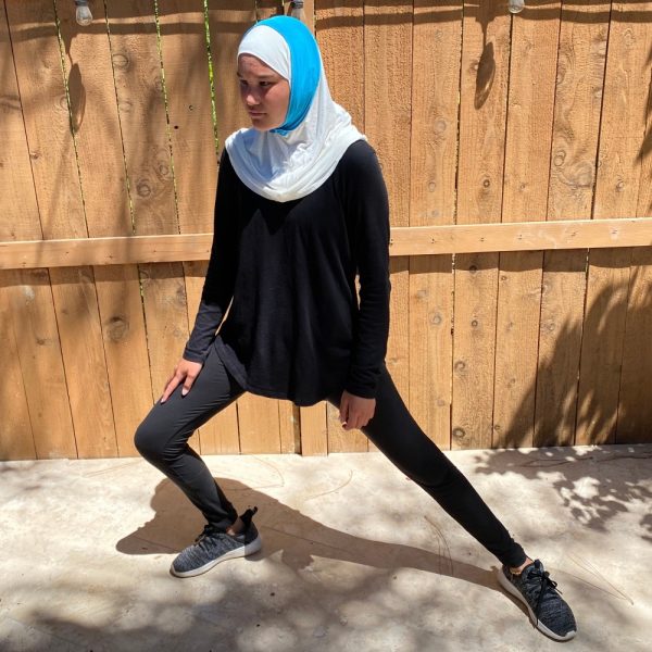 California Shop Small Innovative Hijab with Hidden Pocket – White & Blue