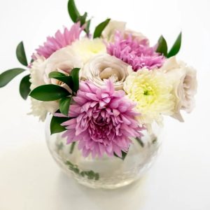 California Shop Small Pink and White Flower arrangement
