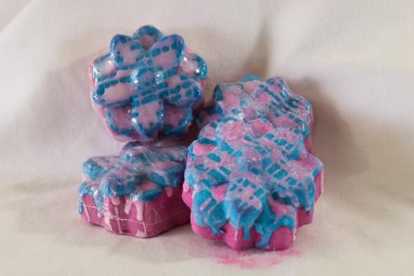 Product Image and Link for Blooming Beauty Bath Bomb