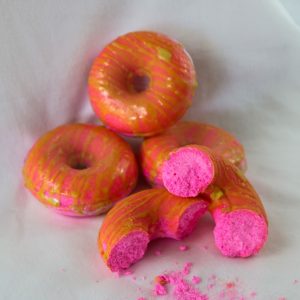 Product Image and Link for Too Hot to Trot Donut Bath Bomb