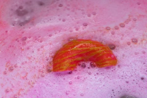 Product Image and Link for Too Hot to Trot Donut Bath Bomb