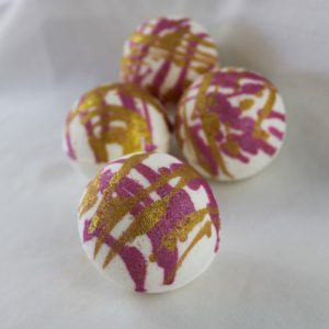 Product Image and Link for Spring Love Bath Bomb