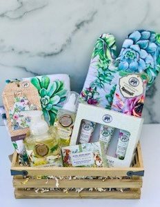 Product Image and Link for Kitchen Gift Box