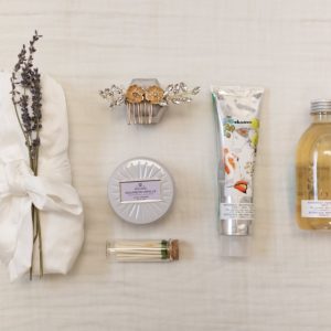 Product Image and Link for BRIDAL LUXE GIFT SET – GOLD