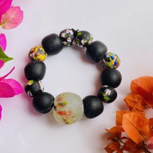 Product Image and Link for GHANA BEADED BRACELET | STYLE 3