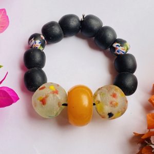 Product Image and Link for GHANA BEADED BRACELET | STYLE 6