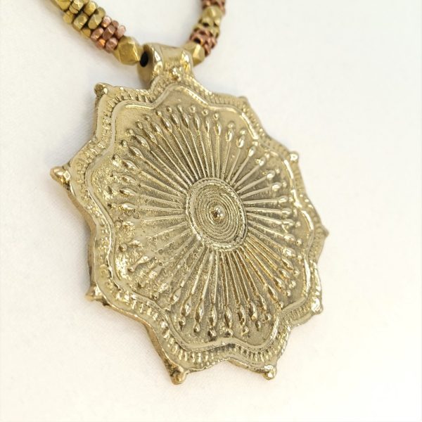 Product Image and Link for Walking On Sunshine Necklace