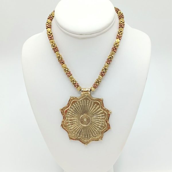 Product Image and Link for Walking On Sunshine Necklace