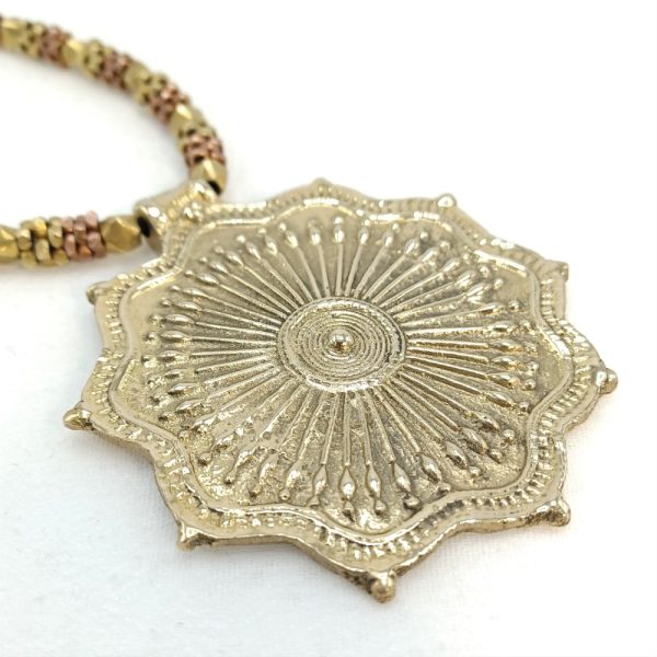 Product Image and Link for Walking On Sunshine Necklace