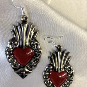 Product Image and Link for Corazon tinplate earrings, hand painted