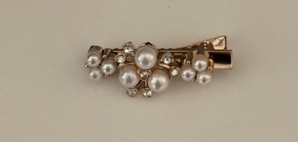 Product Image and Link for Gold 2-Piece Pearl & Rhinestone Trio Girl/Tween Barrettes