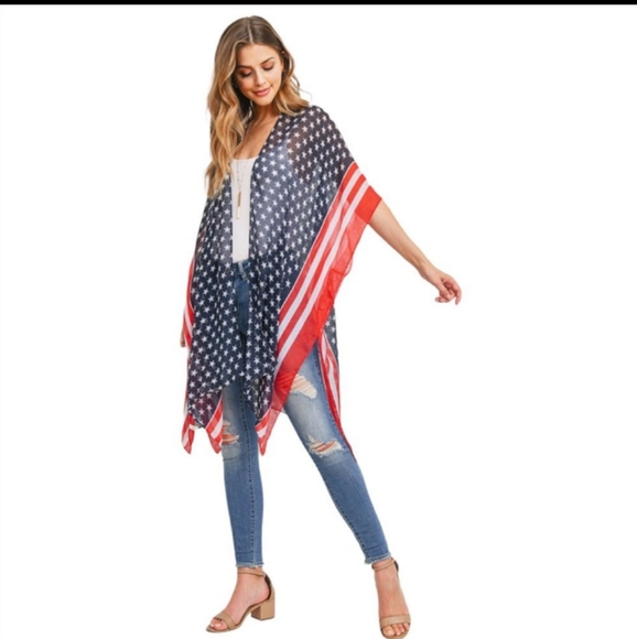 Product Image and Link for Stars and Stripes USA Kimono