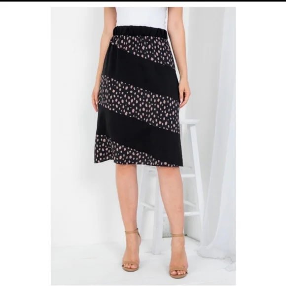 Product Image and Link for Animal Print Color Block A-line Skirt XL