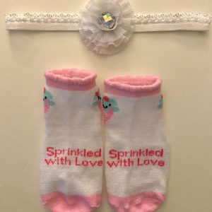Product Image and Link for Infant Girl Stretchy White Headband with Flower/Prizm Jewel Center and White and Pink Socks Set