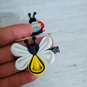 Product Image and Link for Bumblebee hair bow clips