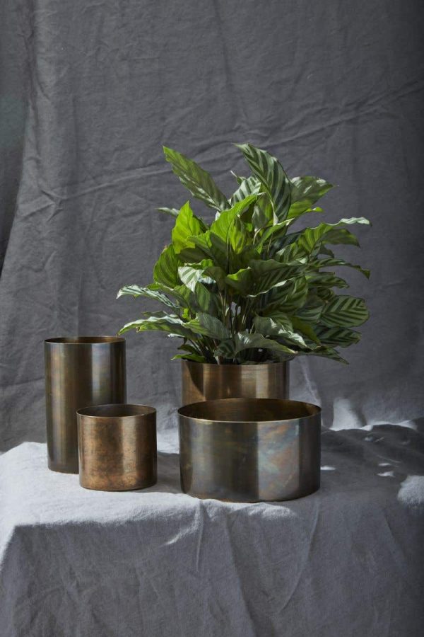 Product Image and Link for Lincoln Collection