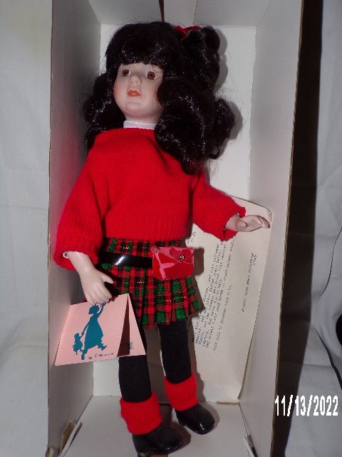 Marian Yu Design MYD 16 Bisque Doll SCHOOL GIRL Beautiful w/box