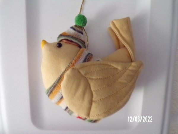 Product Image and Link for VINTAGE Gladys Boalt Beige BIRD Handmade Fabric Holiday Ornament Signed 1979