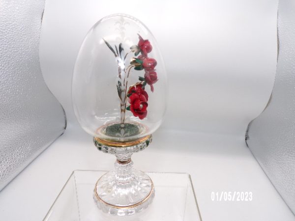 Product Image and Link for House Of Faberge Franklin Mint Ruby Red Flower Glass Etched Egg Austria ’91