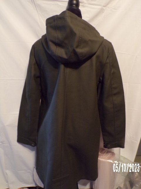 Product Image and Link for Womens Levi Strauss Hooded Rain Jacket Rubberized Size Medium Army Green NWT
