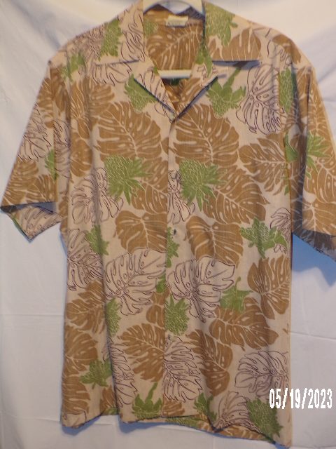 Vintage Tommy Bahama Hawaiian Shirt Silk and Wool Short 