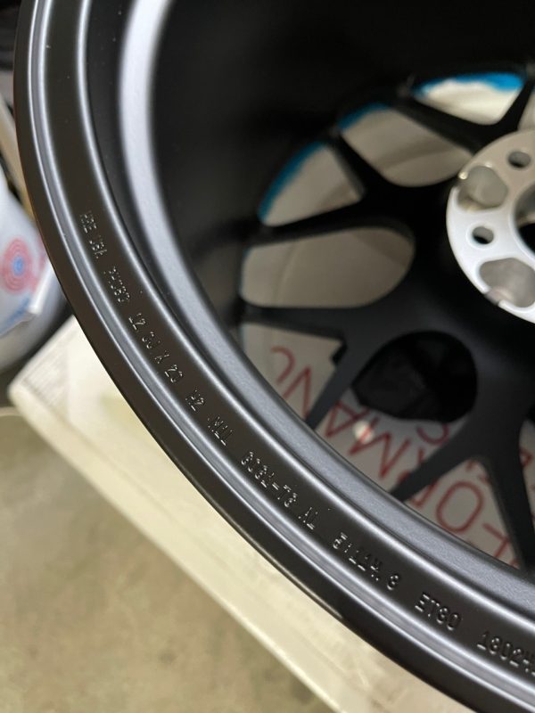 Product Image and Link for Factory Refurbished HRE Wheels P40SC Mono Block 1-piece
