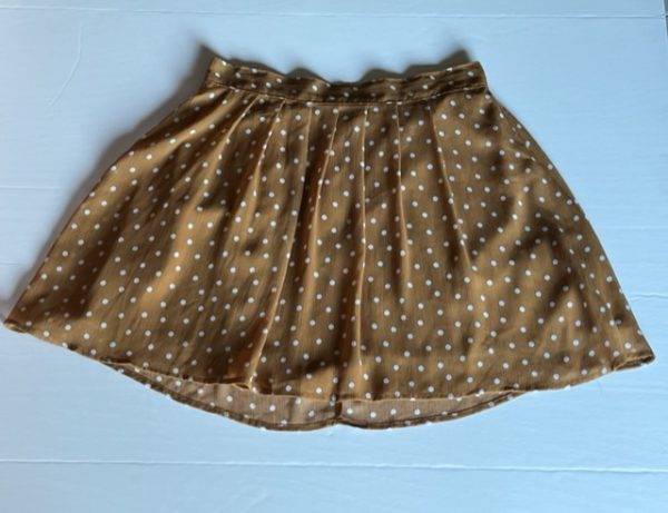Product Image and Link for Women’s Old Navy Brown/White Polka Dot Skirt – Size M