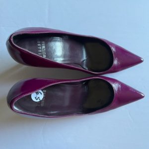 Product Image and Link for Women’s Stuart Weitzman Grape Pumps – Size 6.5