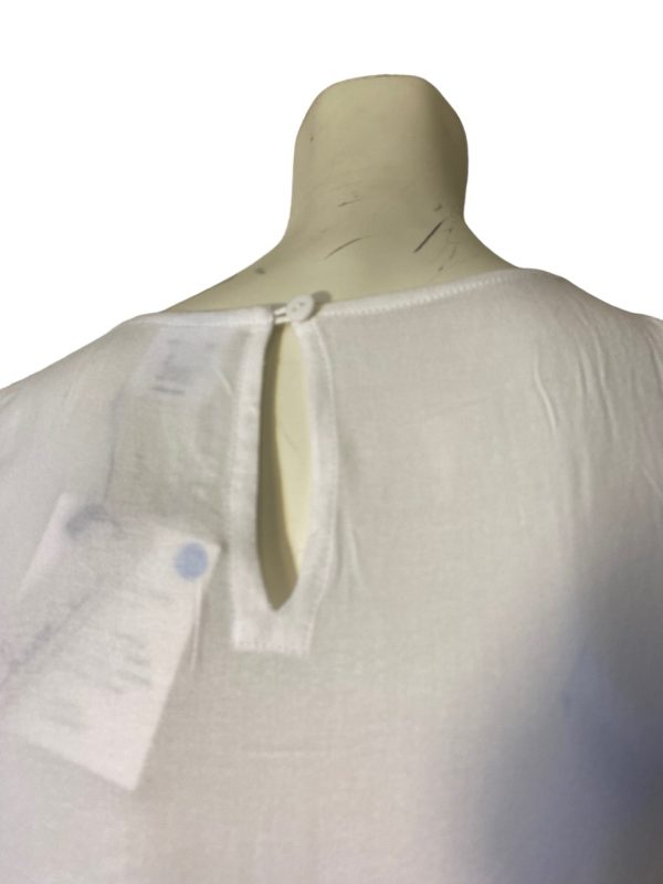 Product Image and Link for Sleeveless Round Neck Shirt with Side Slits