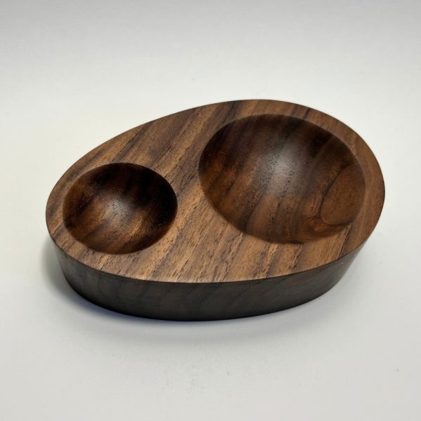 Product Image and Link for SALT and PEPPER CADDY | Walnut Spice Cellar