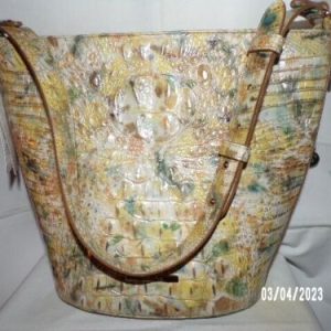 Product Image and Link for Brahmin Quinn Poppy Seed Melbourne Leather Shoulder Bag Dust Bag New w/Tags