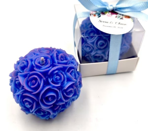 Product Image and Link for Bouquet of Blue Roses Candle
