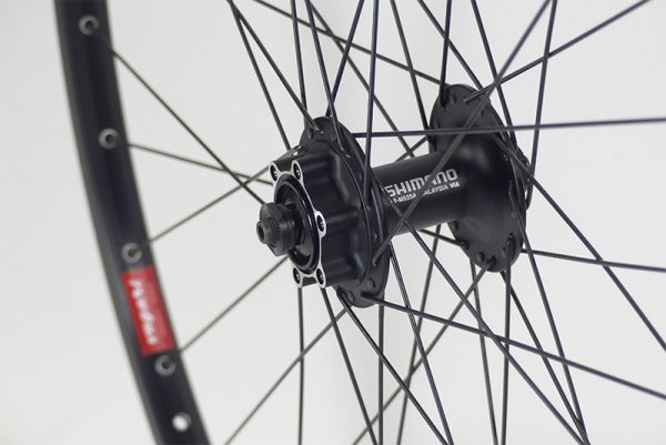 Product Image and Link for MIDNIGHT handbuilt wheelset from Vagari Cycling