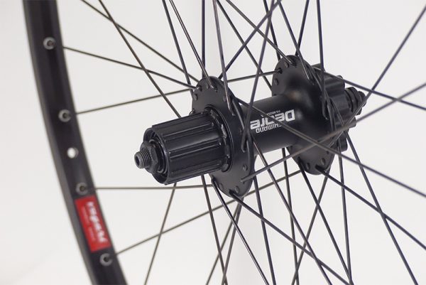 Product Image and Link for MIDNIGHT handbuilt wheelset from Vagari Cycling