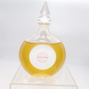 Product Image and Link for Vtg CHANT D’ AROMES Eau de Cologne Guerlain 95% Full Used Made in France 3 fl oz