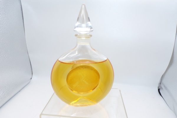 Product Image and Link for Vtg CHANT D’ AROMES Eau de Cologne Guerlain 95% Full Used Made in France 3 fl oz