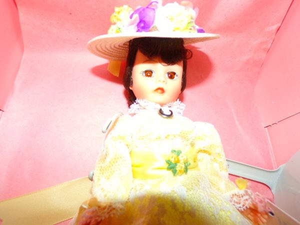 Product Image and Link for Vintage Madame Alexander Cissette Portrettes Series-#1110 DAISY MIB