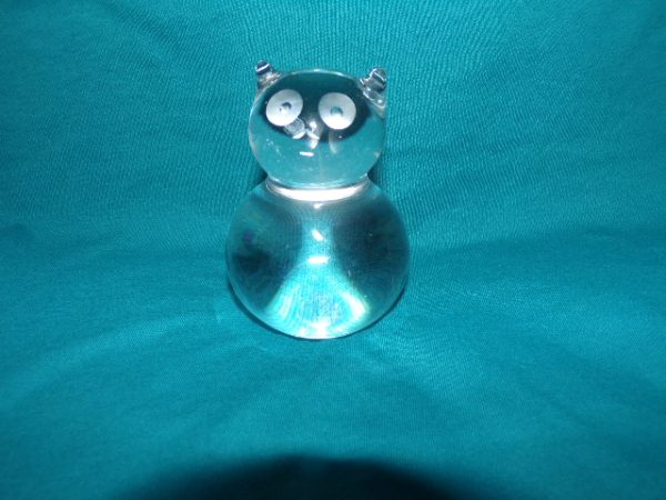 Product Image and Link for Baccarat crystal cat paperweight 3.5″ Signed France