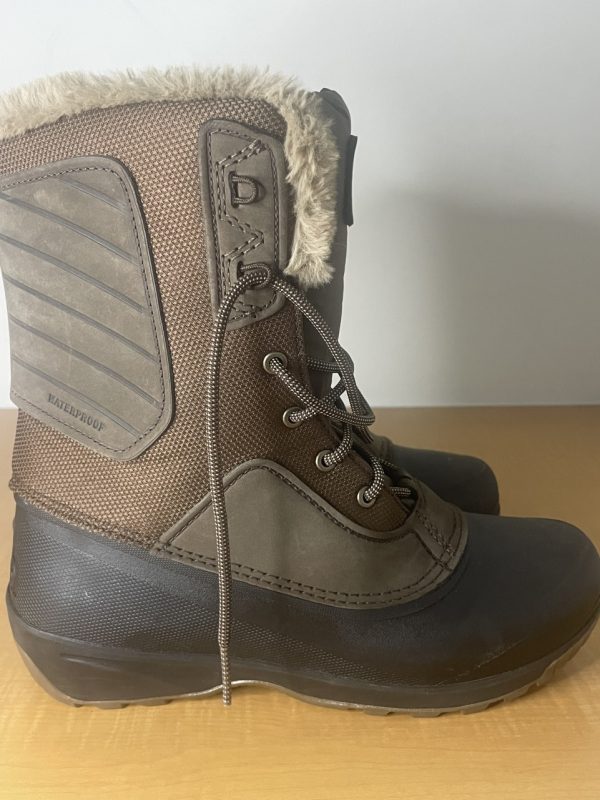 Product Image and Link for Women’s Shellista IV Mid Waterproof Boots