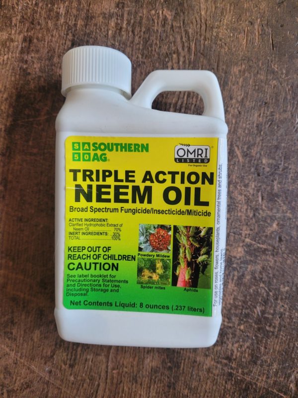 Product Image and Link for Triple Action Neem Oil 8 oz