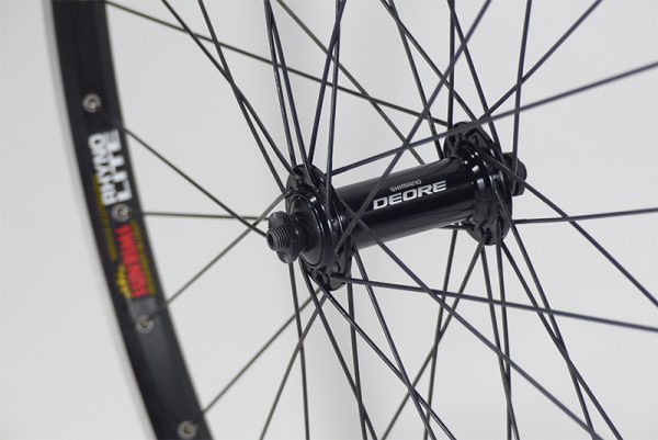 Product Image and Link for Classic XR handbuilt Wheels from Vagari Cycling