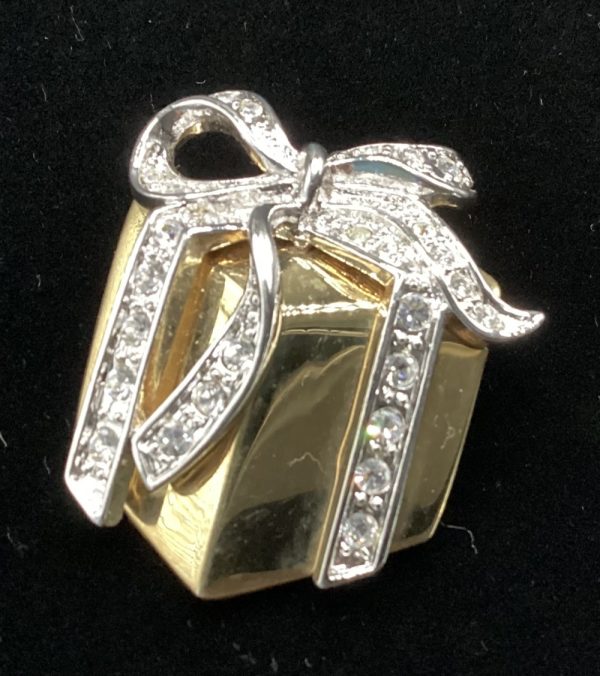 Product Image and Link for Gift Box Brooch Gilded Silver Plate Rhinestone