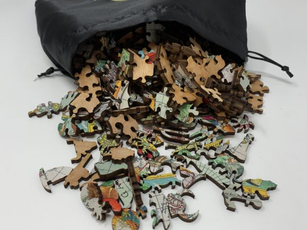 Product Image and Link for World Map, 1594 (555 Piece Wooden Jigsaw Puzzle)