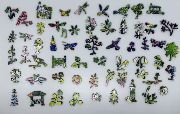 Product Image and Link for An English Cottage Garden – 425 Piece Wooden Jigsaw Puzzle