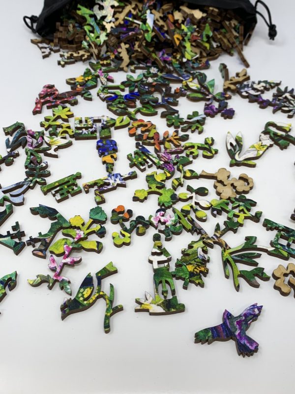 Product Image and Link for An English Cottage Garden – 425 Piece Wooden Jigsaw Puzzle