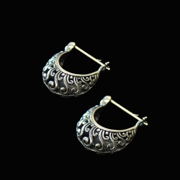 Product Image and Link for Silver Filigree Earrings